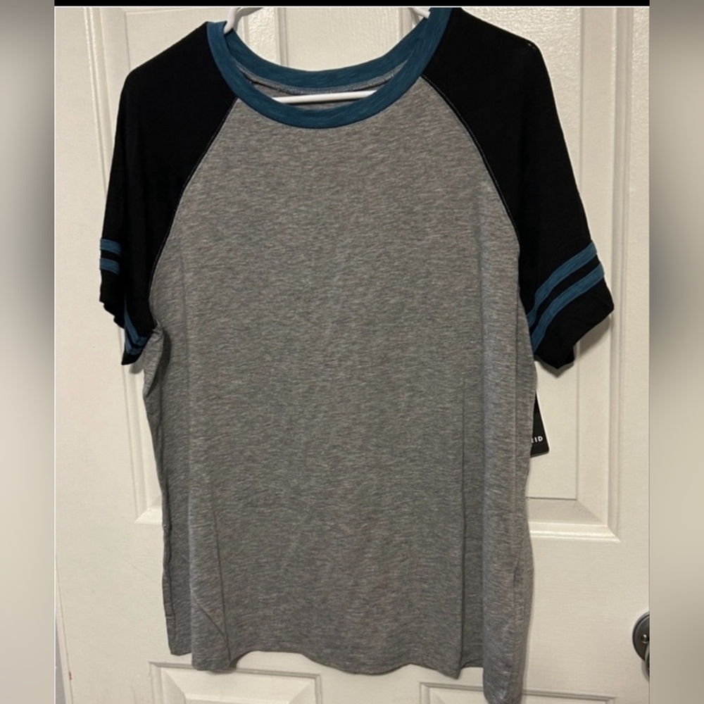 Torrid Womens Classic Fit Super Soft Slub Crew Neck Varsity Raglan Tee Size 1